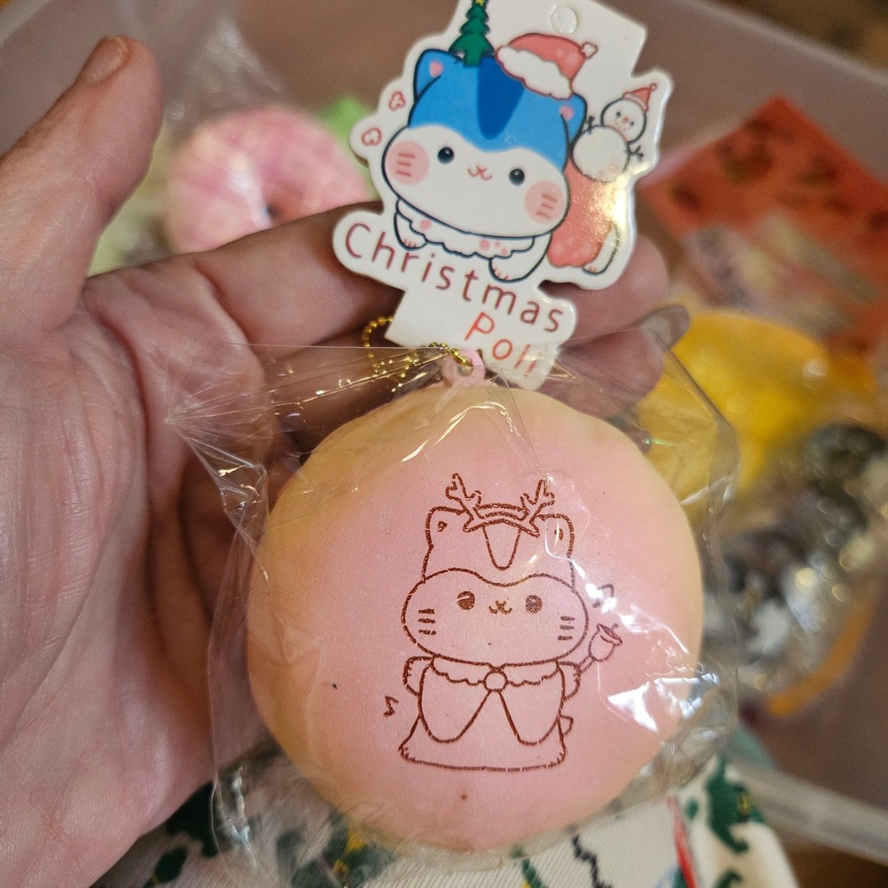 Poli Squishies Christmas Hamster Squishy Sugar Bread Bun Pink Slow Rising New